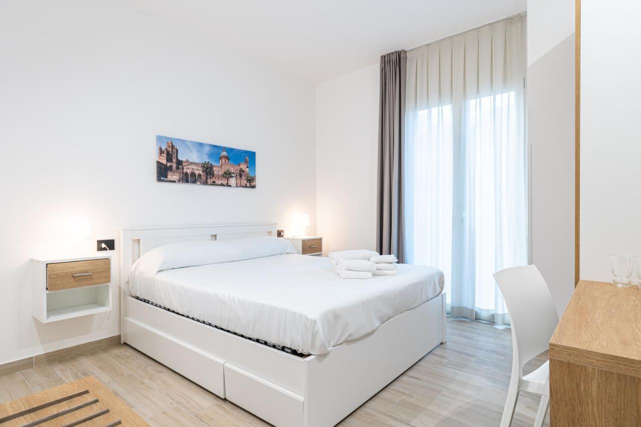 Solemar Sicilia - Multi Suite Palermo Bagian luar foto