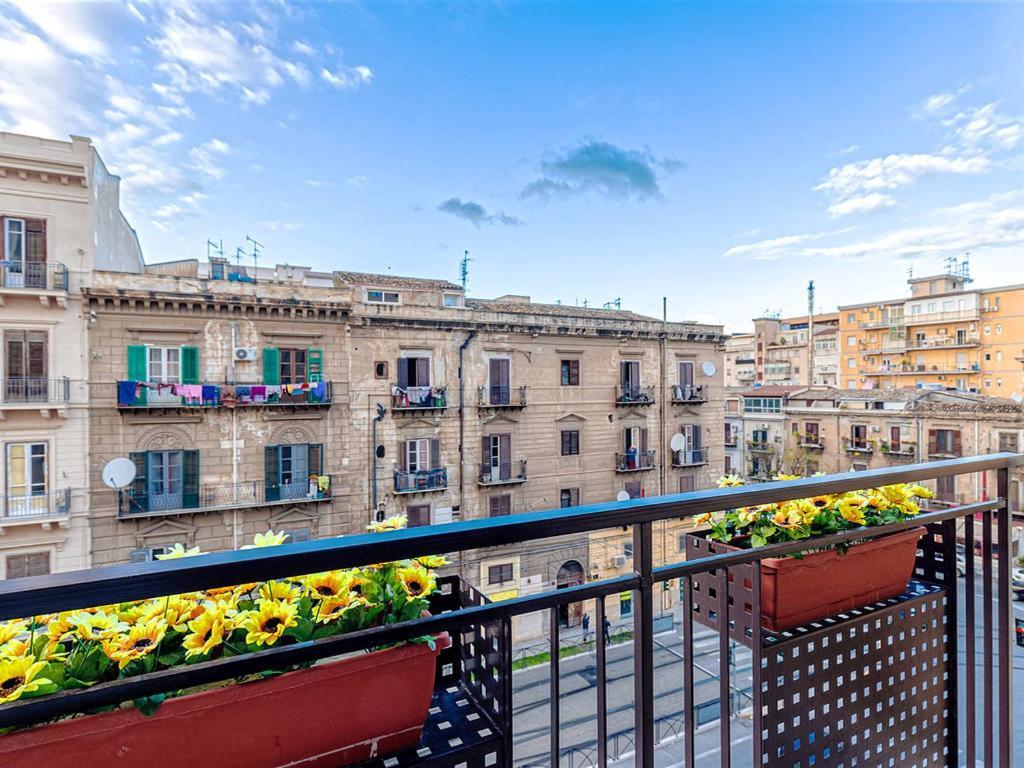 Solemar Sicilia - Multi Suite Palermo Bagian luar foto